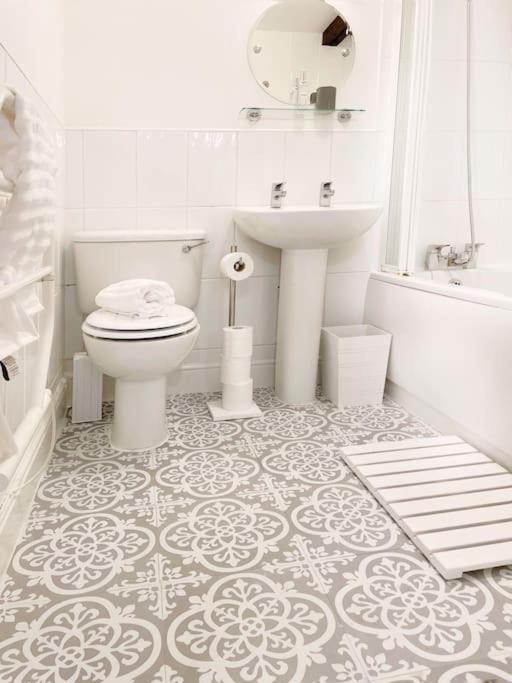 Apartamento Riverside - *